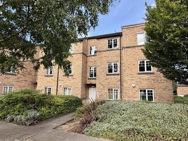 Flat for sale in Huntington, York and North Yorkshire