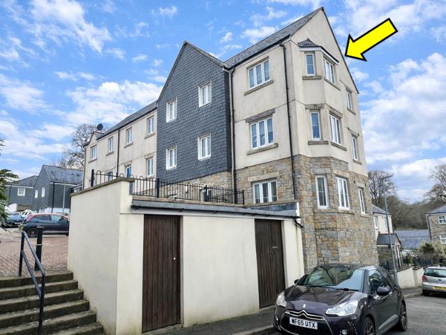 Flat for sale in St. Austell Bay, Cornwall