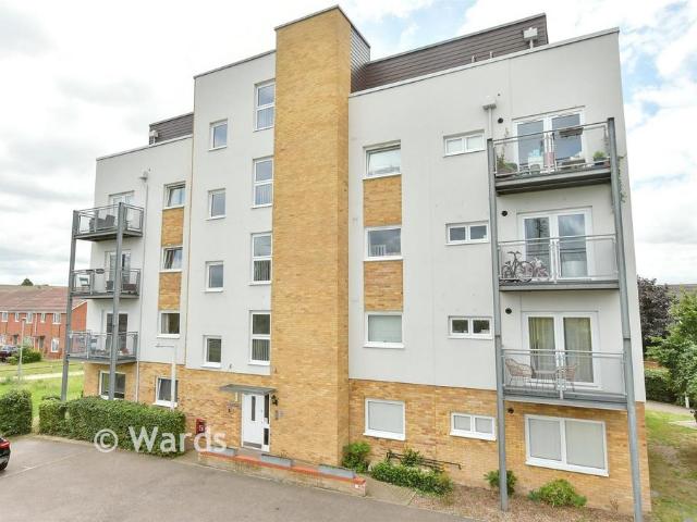 Flat for sale in Monks Orchard, Kent