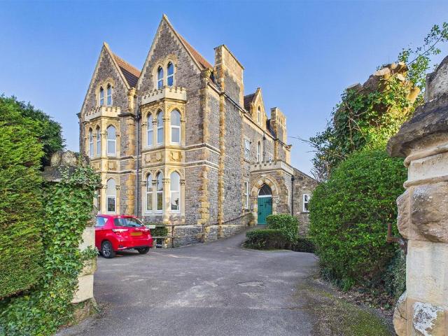 Flat for sale in Clevedon, North Somerset