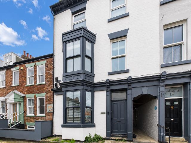 Flat for sale in Whitby, North Yorkshire