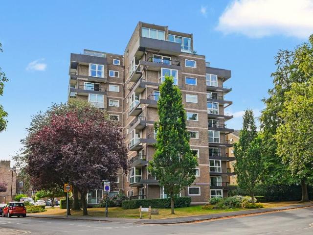 Flat for sale in Low Harrogate, Harrogate