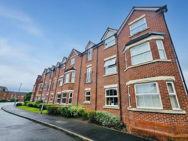 Flat for sale in Golden Hill, Firbank