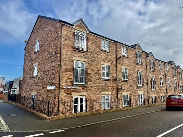 Flat for sale in Tyne And Wear