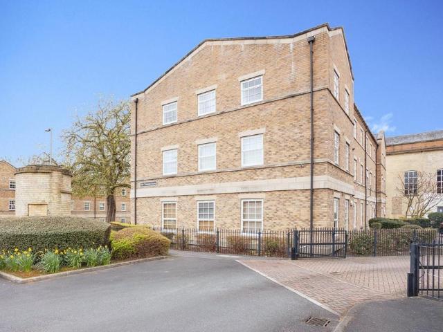Flat for sale in City Fields, West Yorkshire