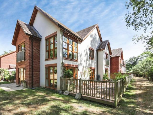 Flat for sale in Balsall, West Midlands