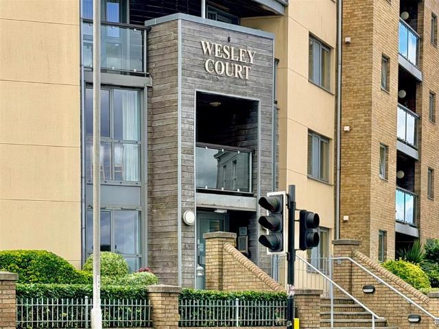 Flat for sale in Stonehouse, Mount Wise