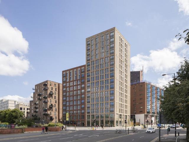 Flat for sale in Miles Platting, Georgia