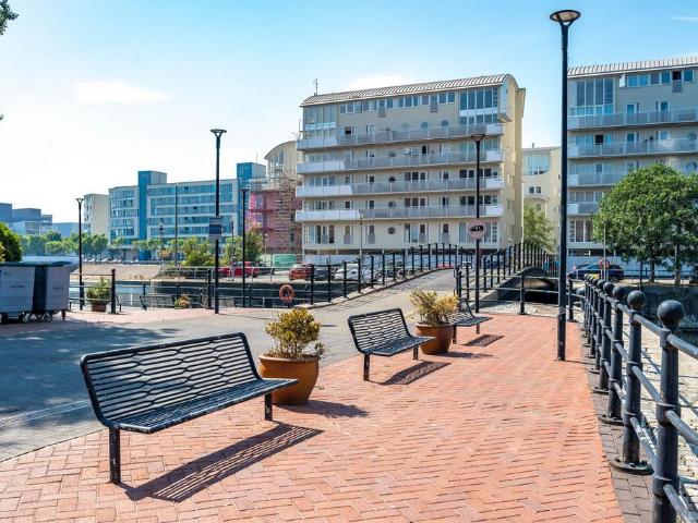 Flat for sale in Baltic Triangle, Calderstones