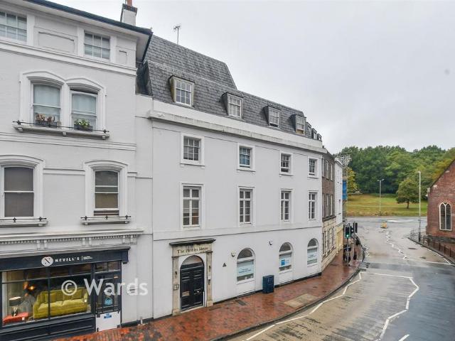 Flat for sale in Broadwater Down, Sandown Park