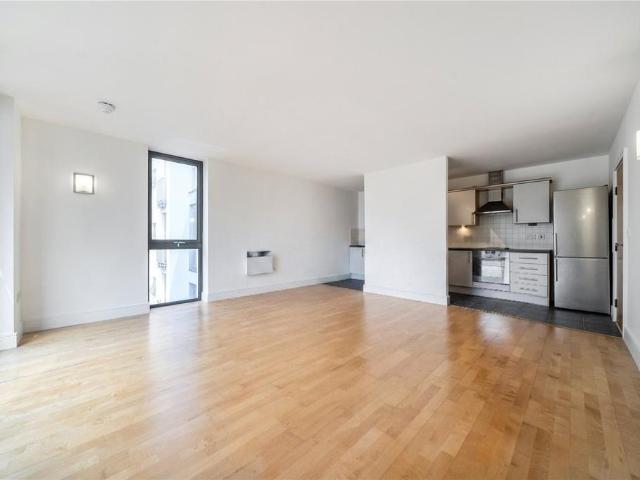 Flat for sale in The Borough, Greater London