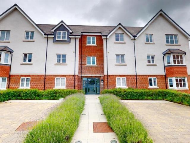 Flat for sale in Radbrook Green, Frankwell