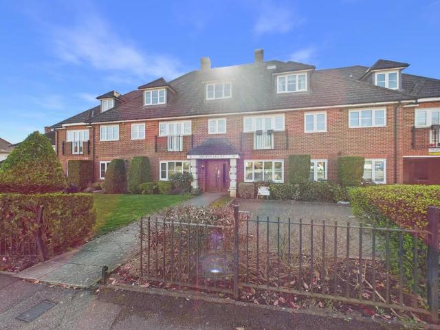 Flat for sale in Greater London