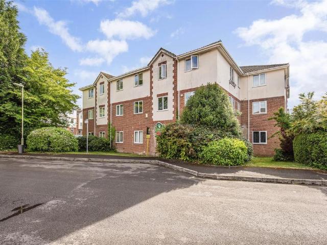 Flat for sale in Barton Stacey, Hampshire