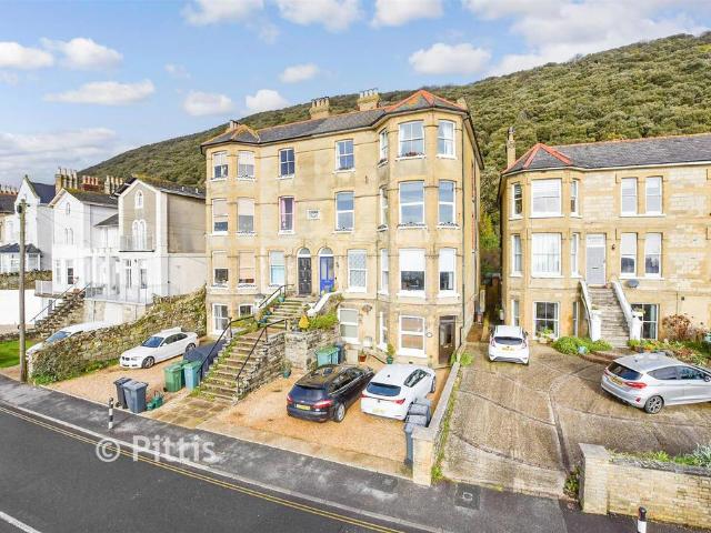 Flat for sale in Cowlease, Ventnor