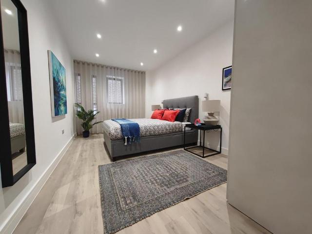 Flat for sale in Wokingham, Isle Of Man