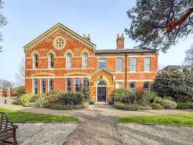Flat for sale in Jumpers Corner, Christchurch