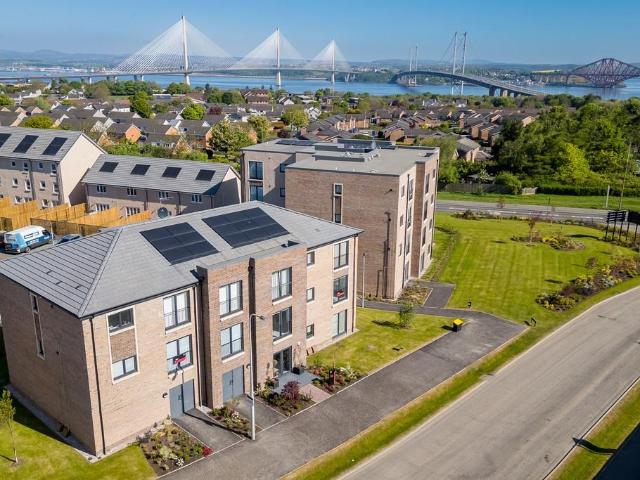 Flat for sale in Echline, Scotland