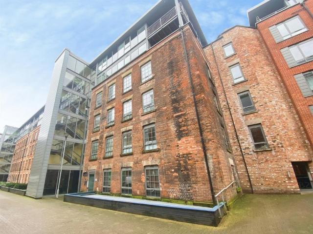 Flat for sale in The Meadows, Haddon