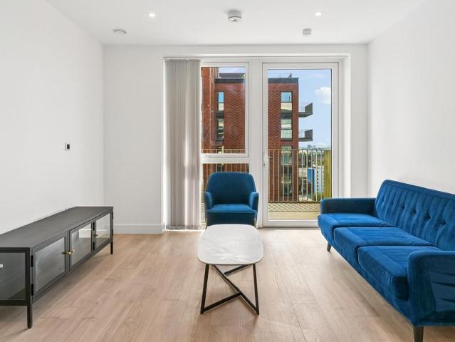 Flat for sale in Alperton, Greater London