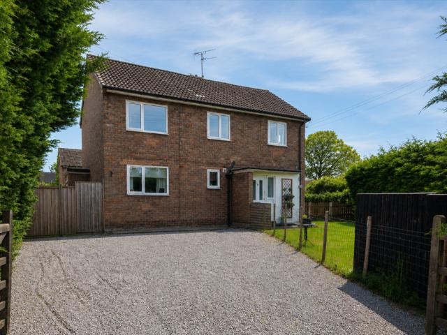 Flat for sale in Knutsford
