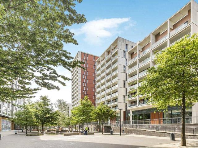 Flat for sale in Dalston, De Beauvoir Town