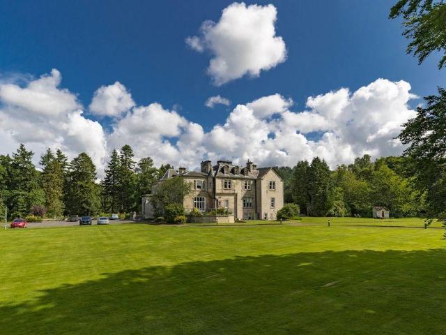 Flat for sale in Peebles, Scotland