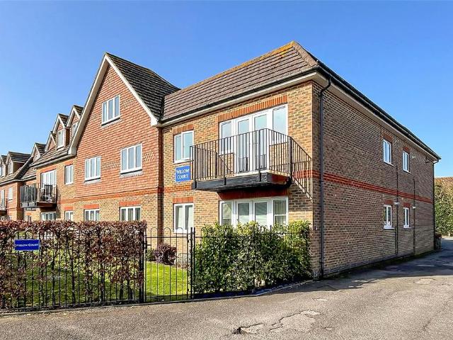 Flat for sale in Rustington, Clapham