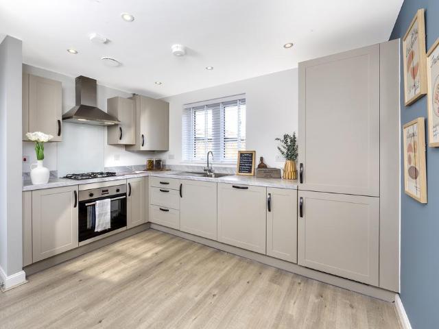 Flat for sale in Westwood, Acol