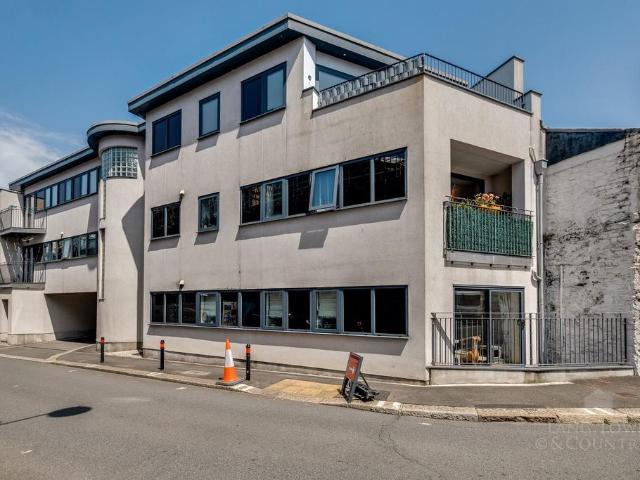 Flat for sale in Stonehouse, Mount Wise