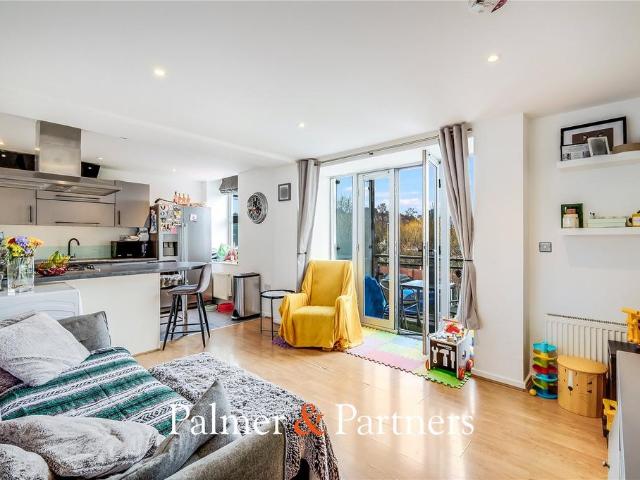 Flat for sale in Moulsham, Chelmsford