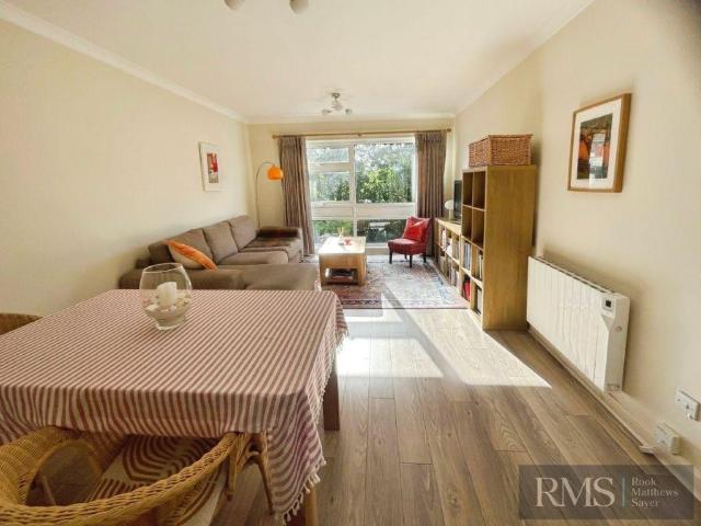 Flat for sale in High Heaton, Tyne And Wear