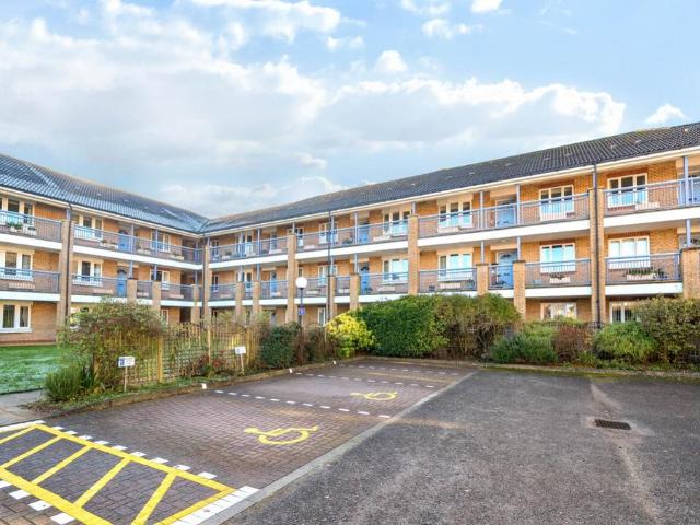 Flat for sale in Ashby De La Launde, Lincolnshire
