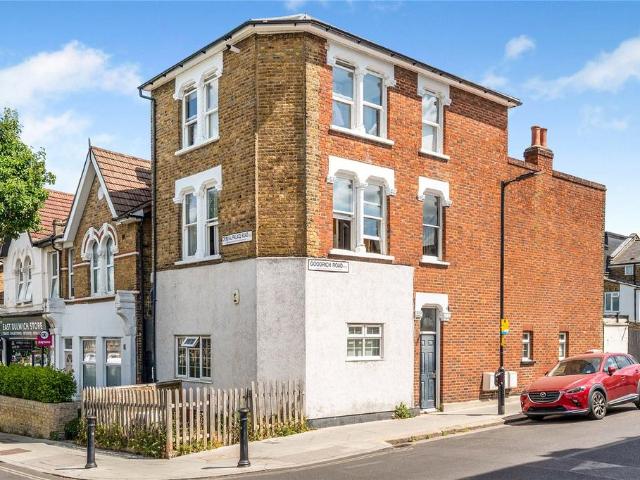 Flat for sale in East Dulwich, Greater London