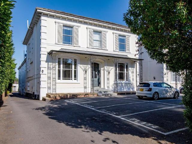 Flat for sale in Milverton, Green Close