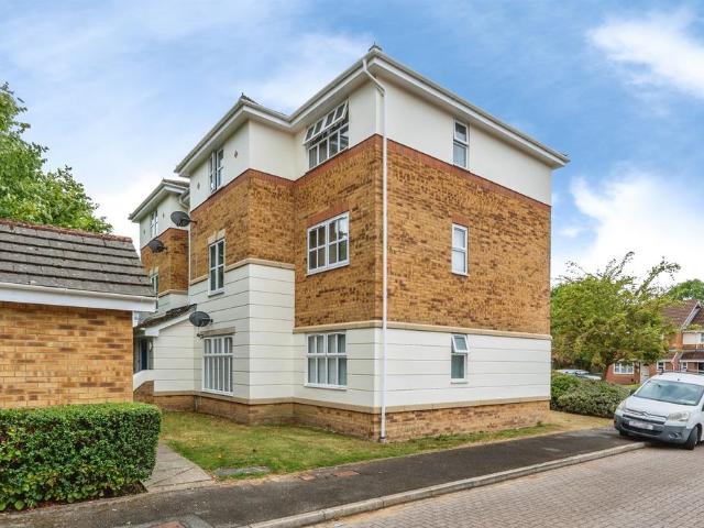 Flat for sale in Maybush, Southampton