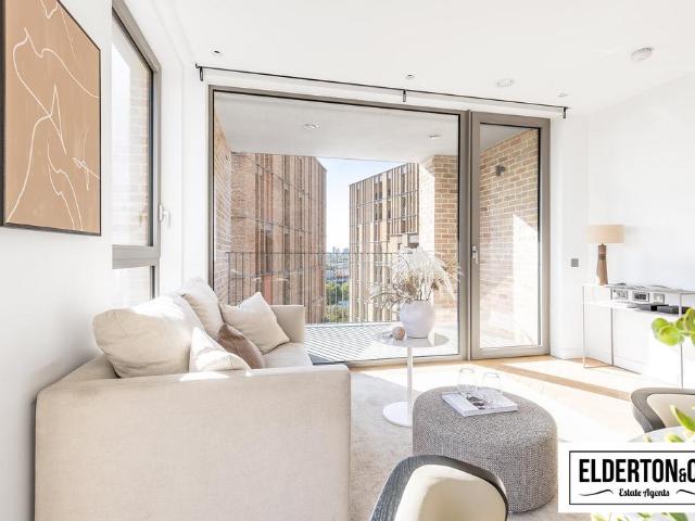 Flat for sale in Dollis Hill, Greater London