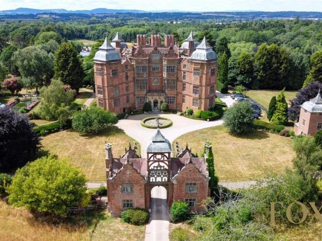 Flat for sale in Crookhill, Worcestershire