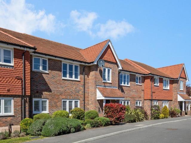 Flat for sale in Iford, East Sussex
