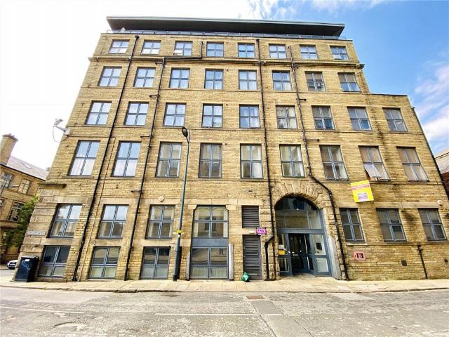 Flat for sale in Little Germany, West Yorkshire