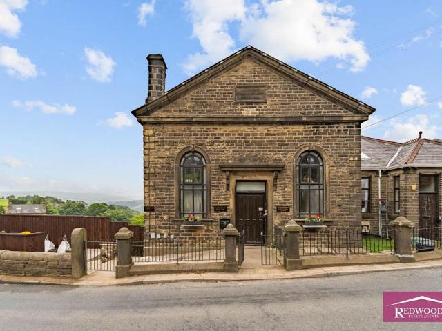 Flat for sale in Wadsworth, Pecket Well