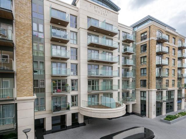 Flat for sale in Hammersmith, Greater London