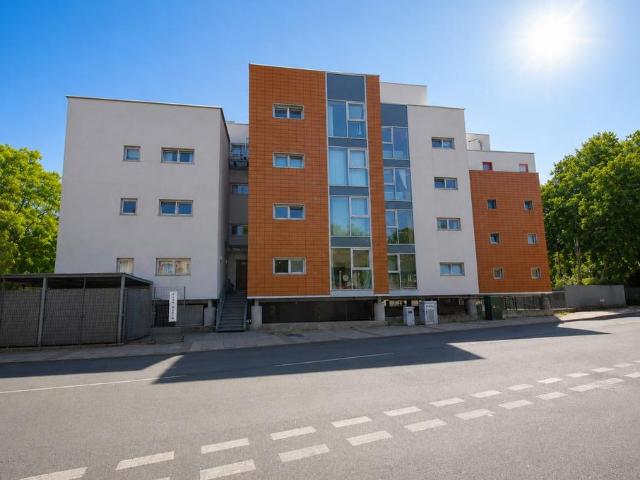 Flat for sale in Canning Town, Greater London