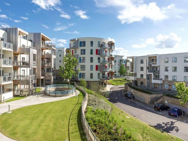Flat for sale in Arbury, Cambridgeshire