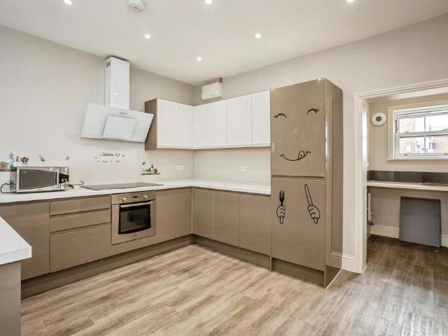 Flat for sale in Brentingby, Leicestershire