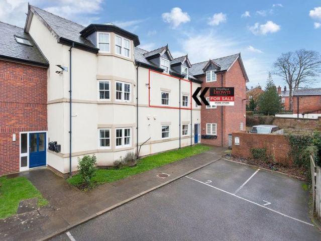 Flat for sale in Hightown, Congleton