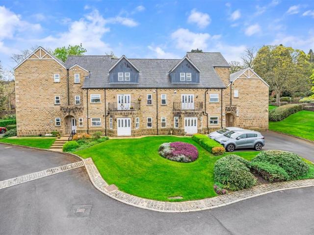 Flat for sale in Ilkley, West Yorkshire