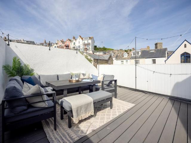Flat for sale in Strode, Devon