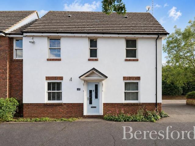 Flat for sale in Church End, Uttlesford