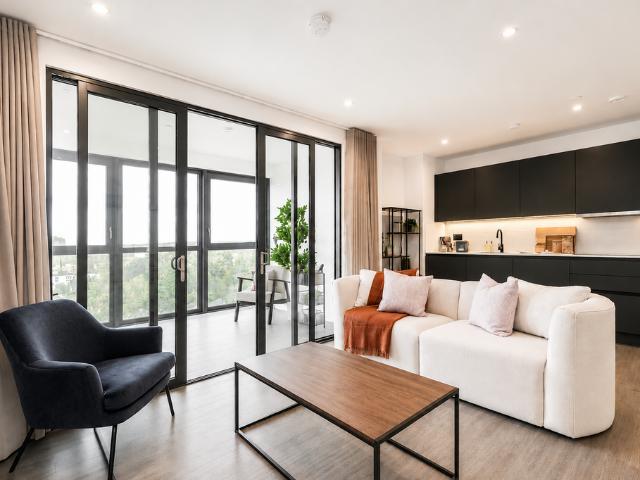 Flat for sale in London Borough of Croydon, Greater London